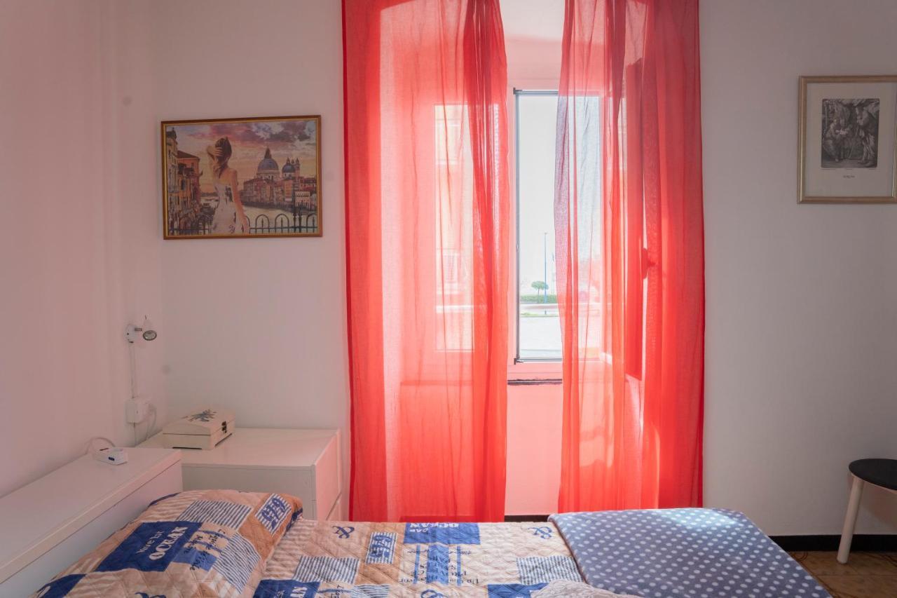 008 - Casa Riva Vista Mare Di Fronte Alla Spiaggia E Mare Сестрі-Леванте Екстер'єр фото