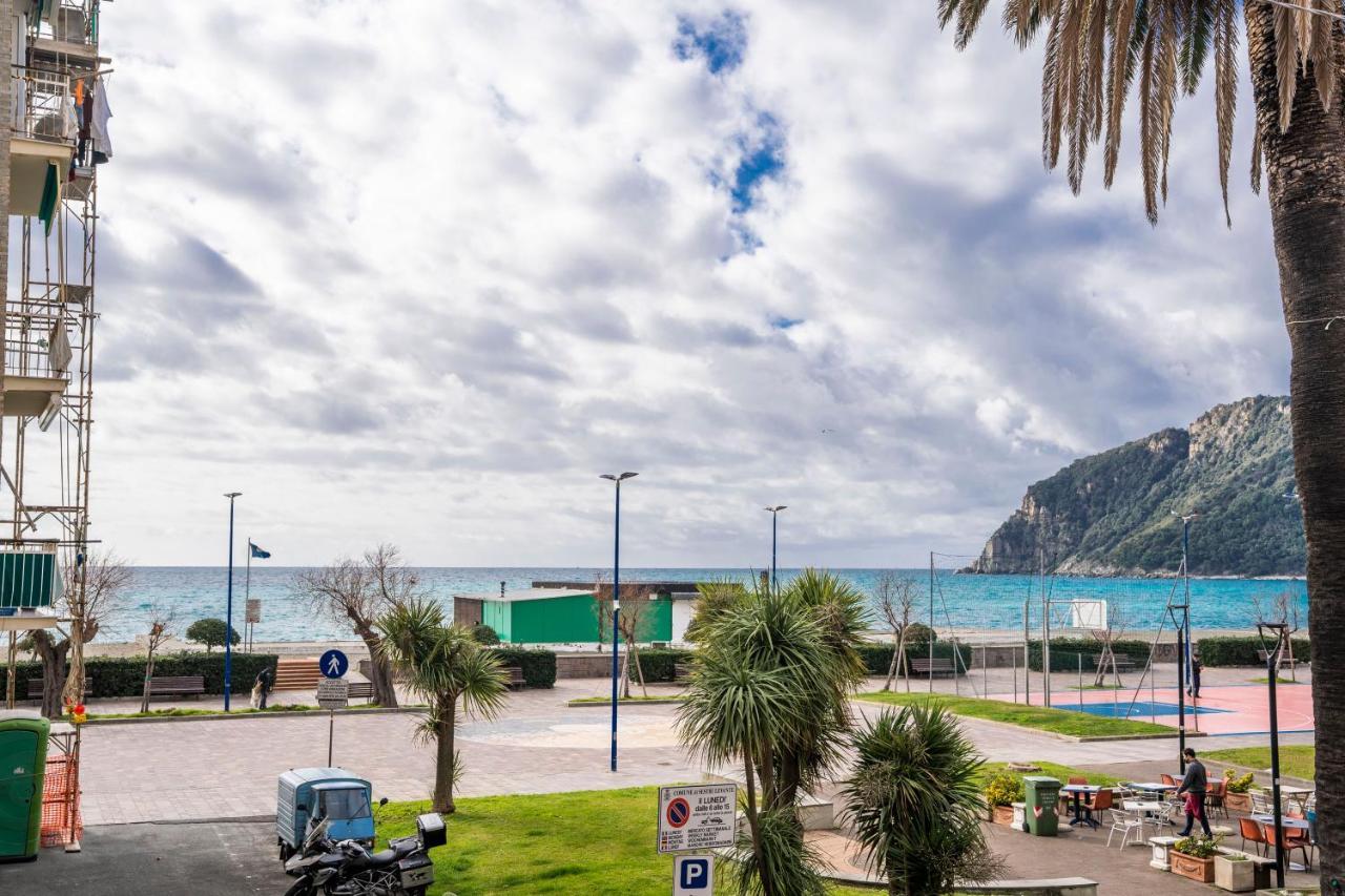 008 - Casa Riva Vista Mare Di Fronte Alla Spiaggia E Mare Сестрі-Леванте Екстер'єр фото